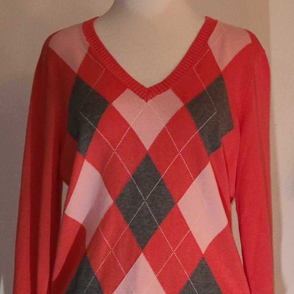 Izod size M salmon sweater